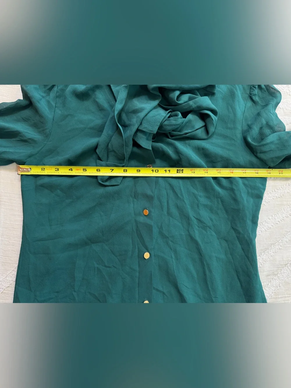 Tory Burch Women’s Size 10 Green Silk Tie Neck Long Sleeve Blouse